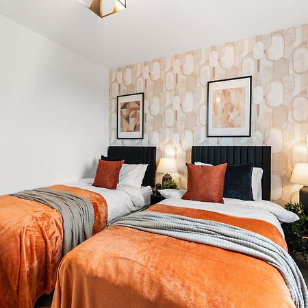 Stylish Two-Bedroom Flat In NWI Zewnętrze zdjęcie