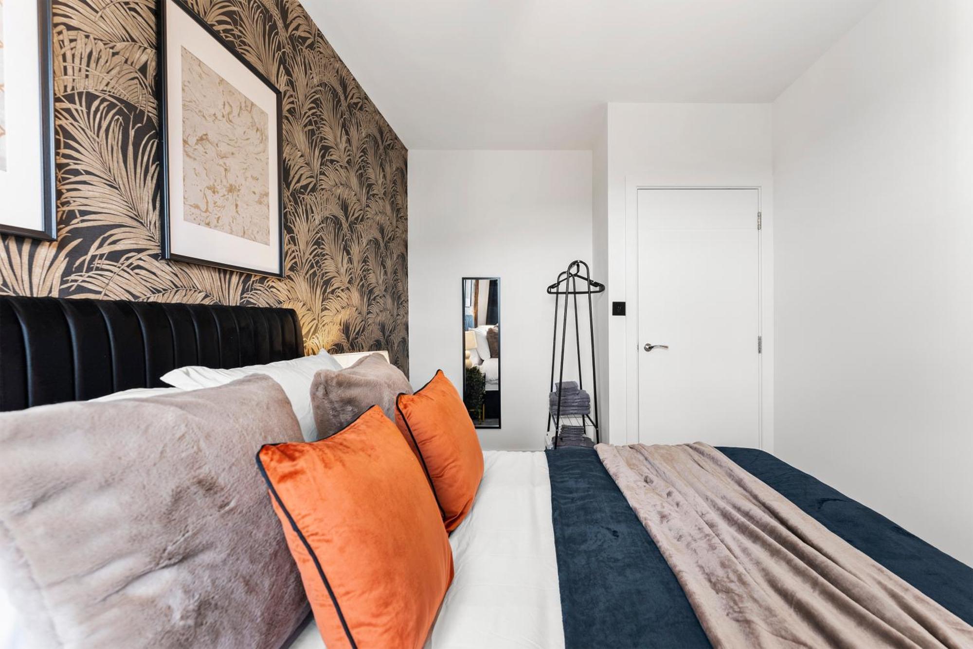 Stylish Two-Bedroom Flat In NWI Zewnętrze zdjęcie